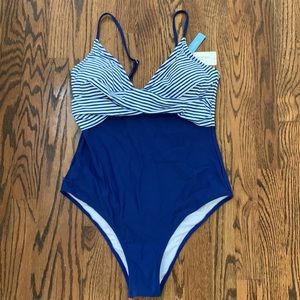 Cupshe size large one piece bathing suit - new with tags and still in bag